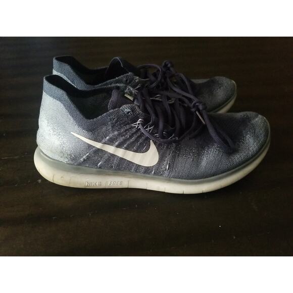 Nike Free Run Flyknit Women's Running Shoes Oreo Blue White 880843 402 Size 9.5 - Picture 2 of 16